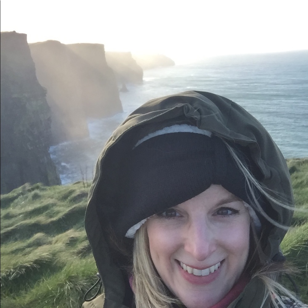 Meet your Posher, Charissa